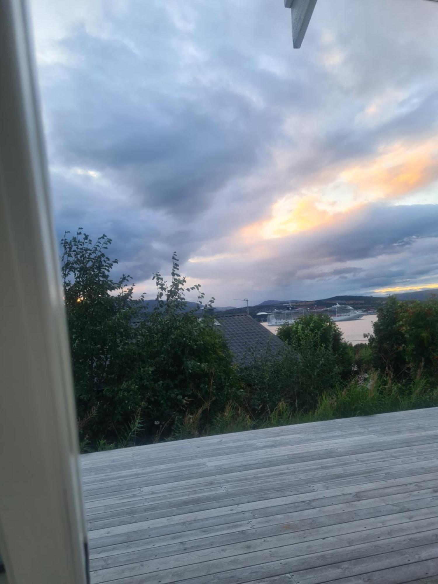 Leiligheten Pa Tomasjordnesvegen Tromsø Eksteriør bilde